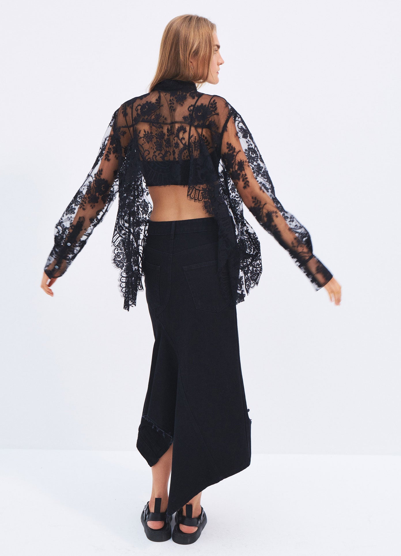 MONSE Spring 2024 Lace Open Back Detail Blouse in Black on model full back view