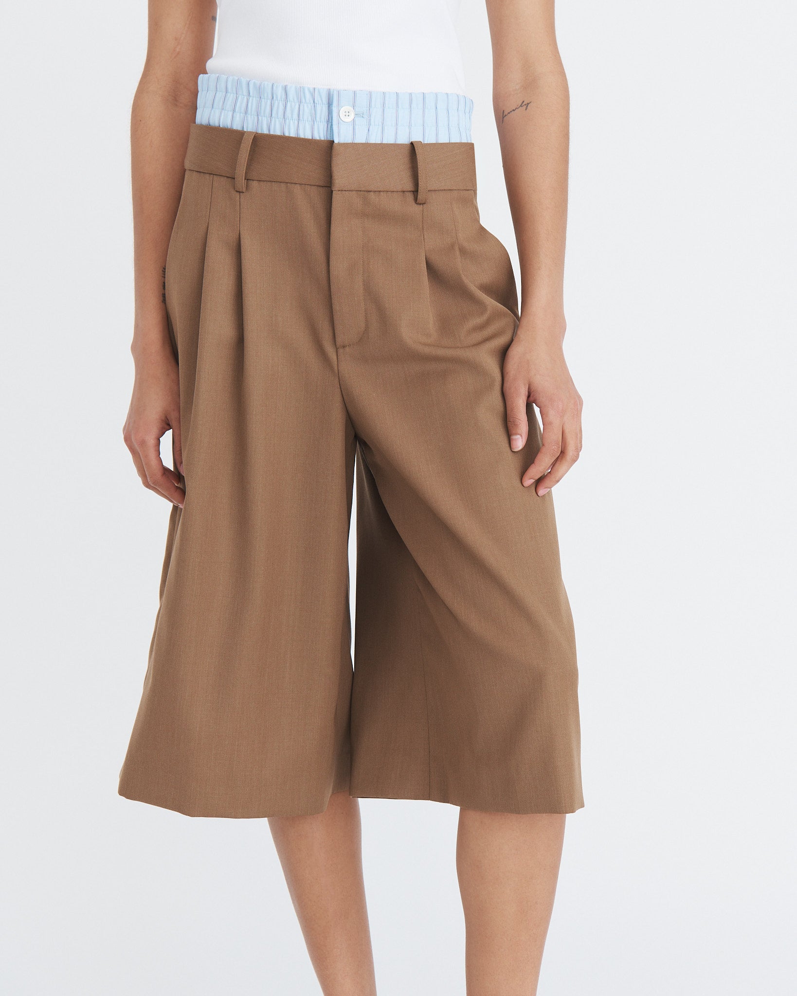 Double Waistband Wide Leg Shorts