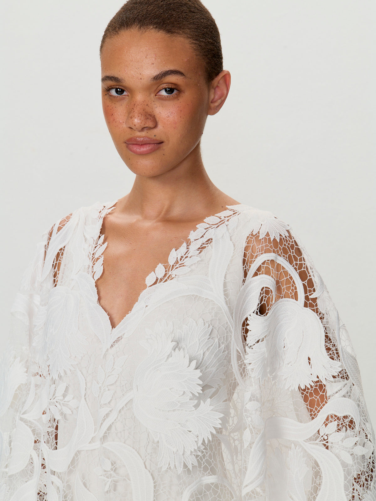 Tulip Lace Kaftan