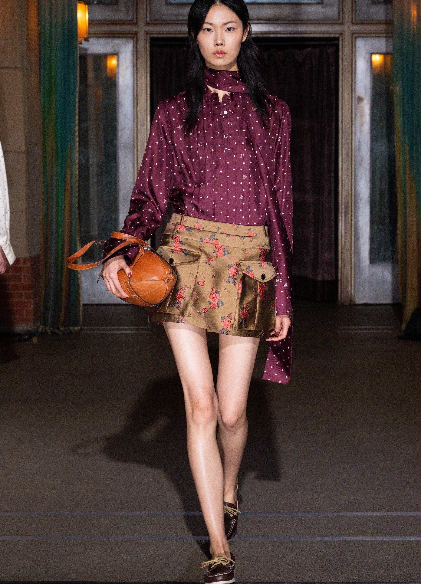MONSE Double Waistband Cargo Skirt in brown on runway model walking show full front view
